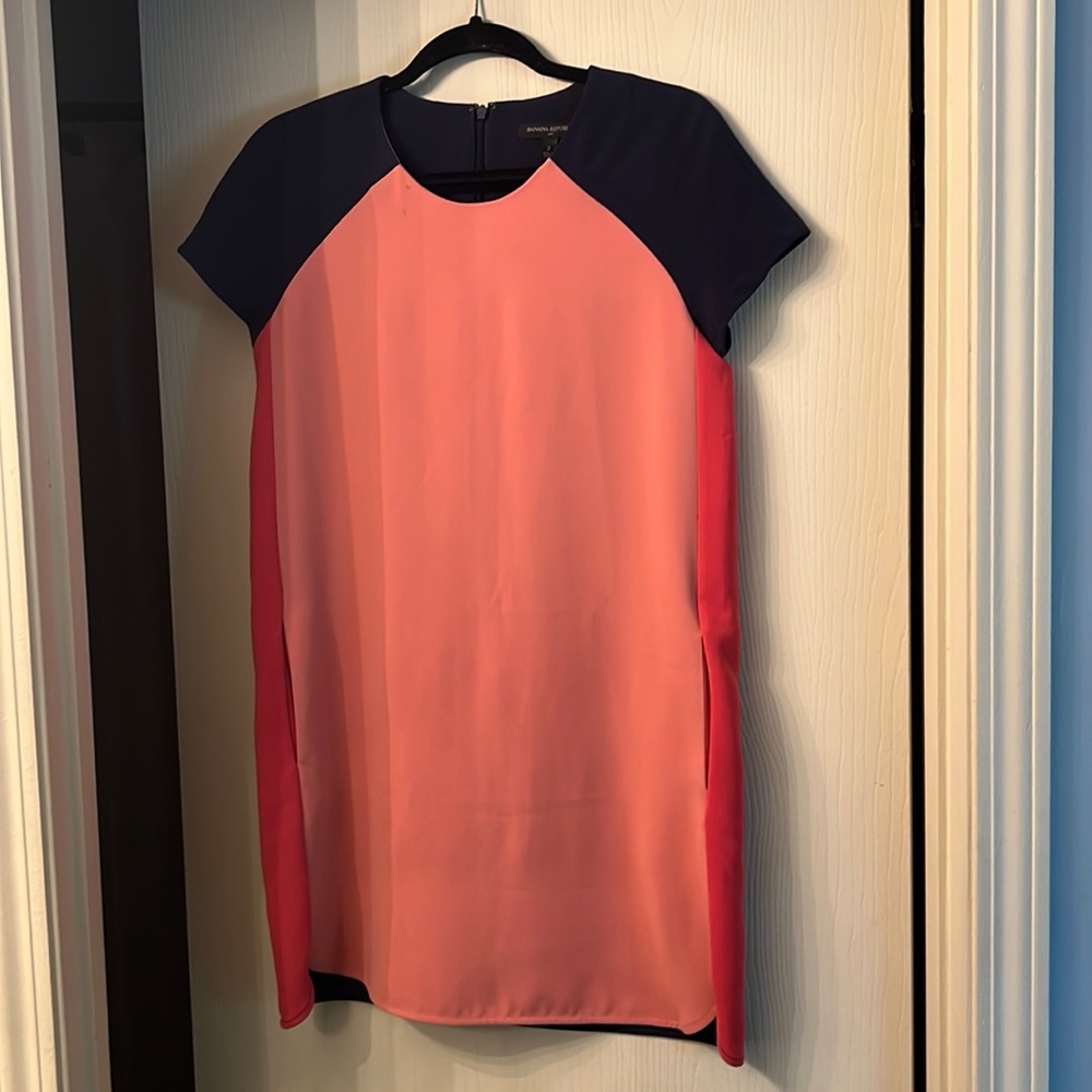 Colorblock dress banana republic size 2